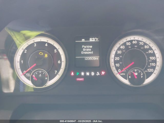 1C6RR7KT3FS611030 RAM 1500 Express