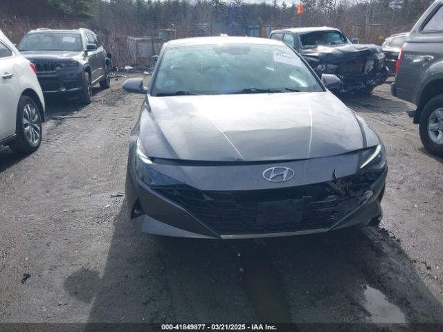 KMHLL4AG0MU105686 Hyundai ELANTRA SE