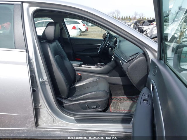 5NPEH4J26MH123073 Hyundai Sonata Limited