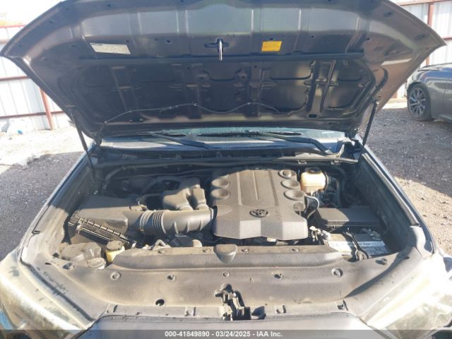 JTEZU5JR0E5075650 Toyota 4RUNNER SR5