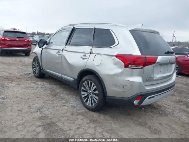 2020 MITSUBISHI OUTLANDER JA4AD3A37LZ032764 Photo 2