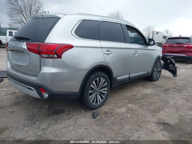 2020 MITSUBISHI OUTLANDER JA4AD3A37LZ032764 Photo 3