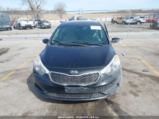 KNAFX4A64G5504271 KIA FORTE LX