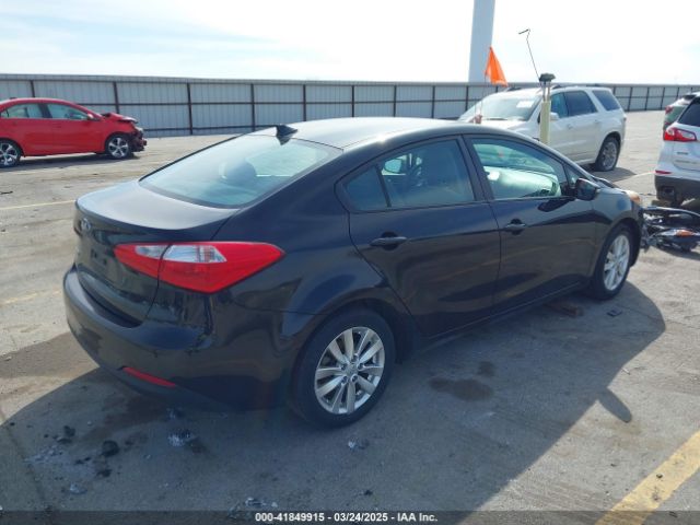 KNAFX4A64G5504271 KIA FORTE LX