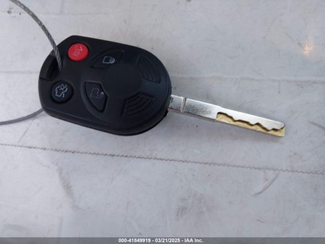 1FMCU0GD4JUB75433 Ford ESCAPE SE