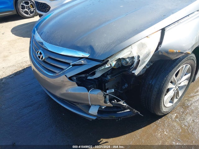 5NPEB4AC1EH834126 Hyundai SONATA GLS