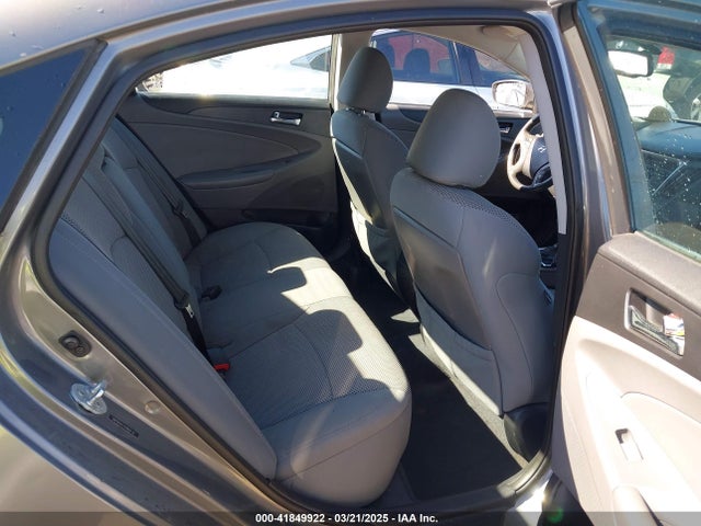 5NPEB4AC1EH834126 Hyundai SONATA GLS