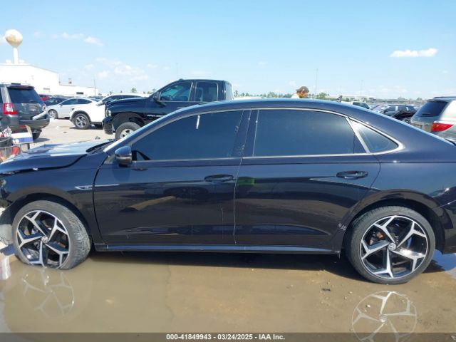 1VWMA7A36NC007974 Volkswagen Passat 2.0t R-line