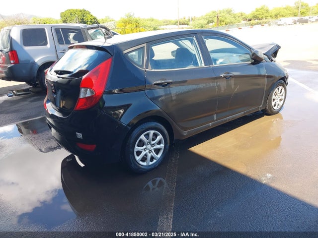 Hyundai ACCENT GS 2014 KMHCT5AE4EU181109 Image 4