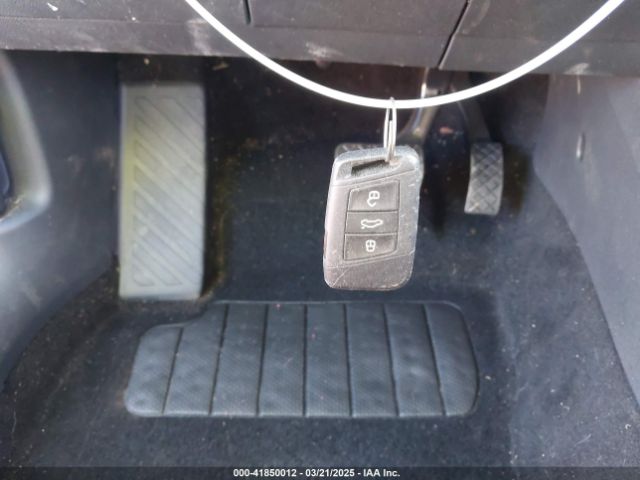 3VVDX7B26PM338533 Volkswagen Taos 1.5t S