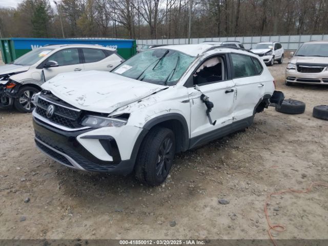 3VVDX7B26PM338533 Volkswagen Taos 1.5t S