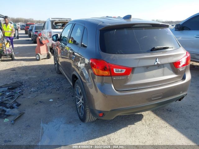 JA4AP3AU6HZ069361 Mitsubishi Outlander Sport 2.0 Es