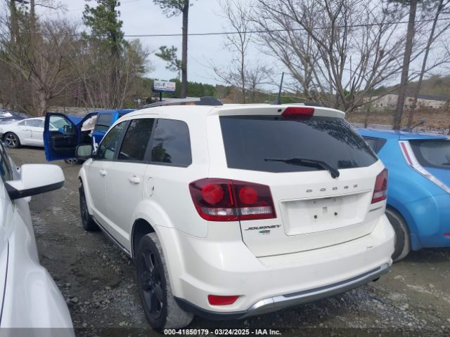 3C4PDCGB8LT272525 Dodge Journey Crossroad