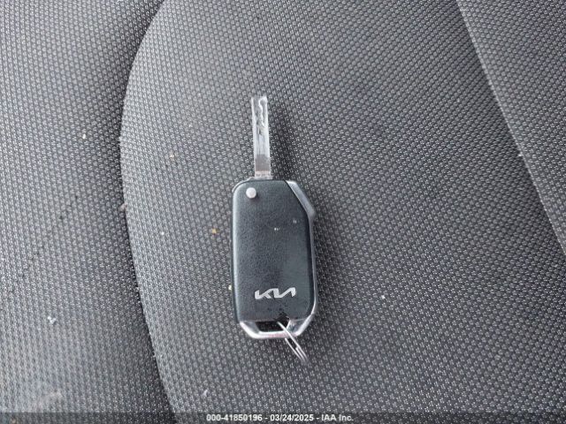 3KPF24AD8PE662939 KIA Forte Lxs
