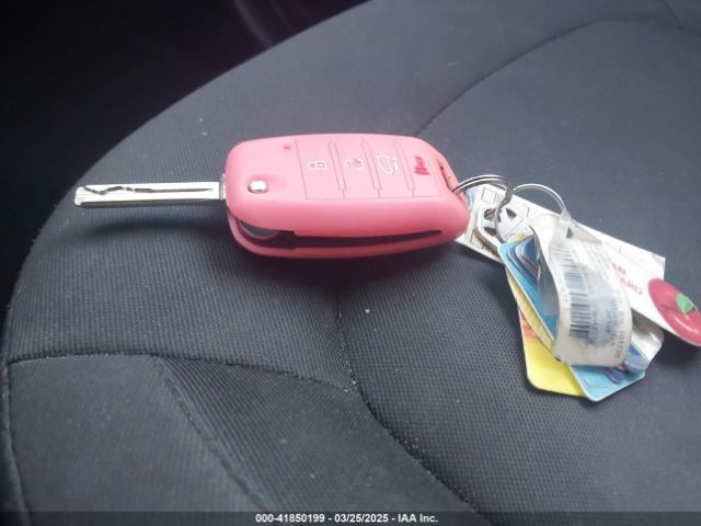 KNDJN2A23G7309240 KIA Soul