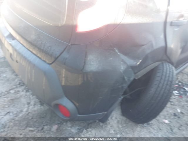 KNDJN2A23G7309240 KIA Soul