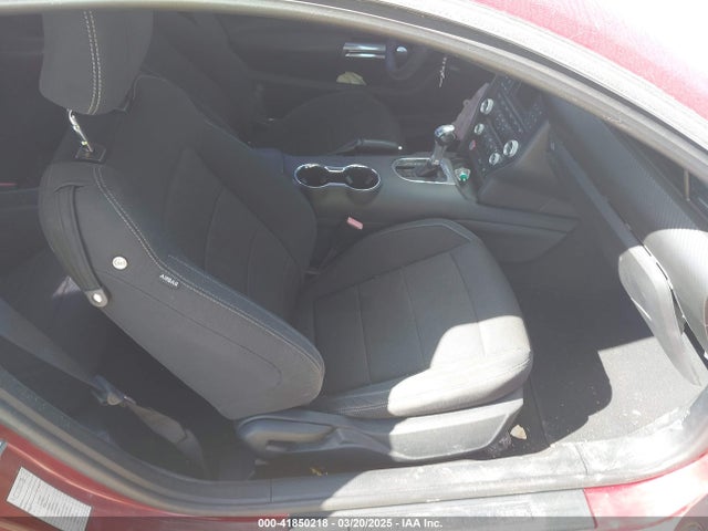 1FA6P8AM0G5292922 Ford Mustang V6