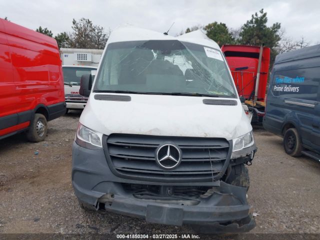 W1Y40CHYXMT057917 Mercedes-Benz Sprinter 2500 High Roof I4