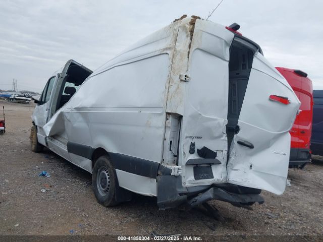 W1Y40CHYXMT057917 Mercedes-Benz Sprinter 2500 High Roof I4