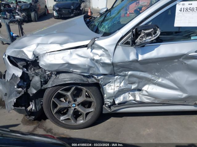 2018 BMW X1 WBXHT3Z34J4A67015 Photo 5