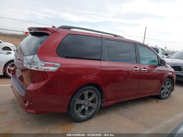 5TDXZ3DC4JS961452 Toyota Sienna Se 8 Passenger