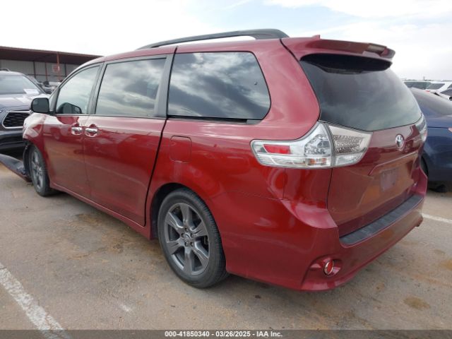 5TDXZ3DC4JS961452 Toyota Sienna Se 8 Passenger