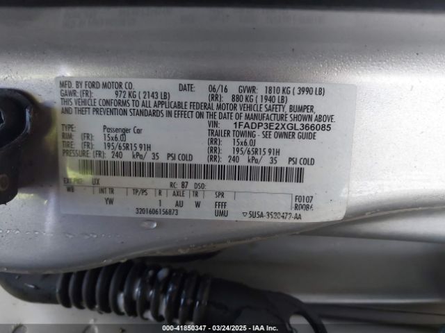 1FADP3E2XGL366085 Ford FOCUS S
