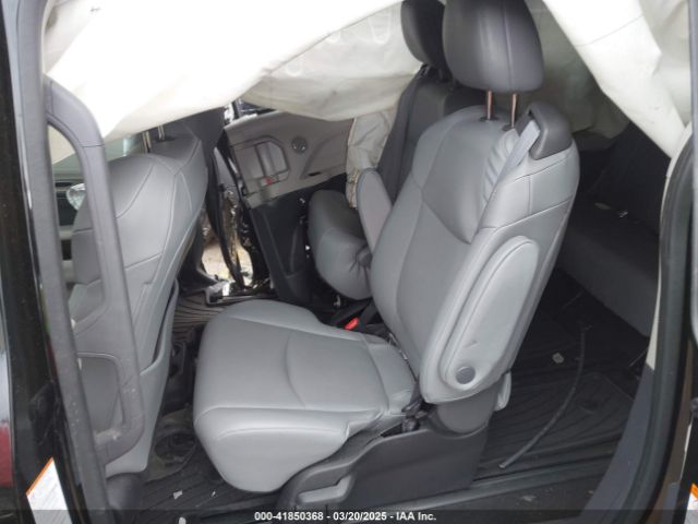 2023 TOYOTA SIENNA 5TDYSKFC8PS074090 Photo 7