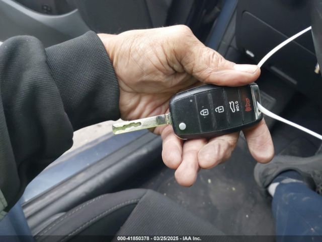 3KPA35AB4JE058890 KIA RIO EX