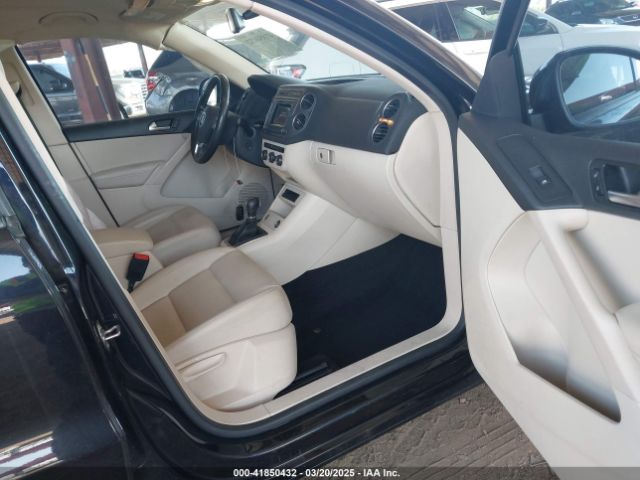 WVGAV7AX1GW501234 Volkswagen TIGUAN S