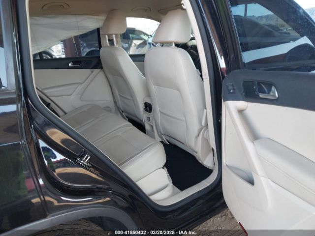 WVGAV7AX1GW501234 Volkswagen TIGUAN S
