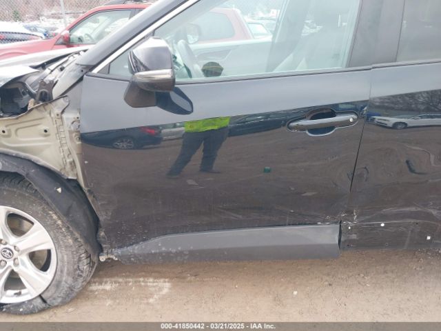 2T3P1RFV8LC061598 Toyota Rav4 Xle