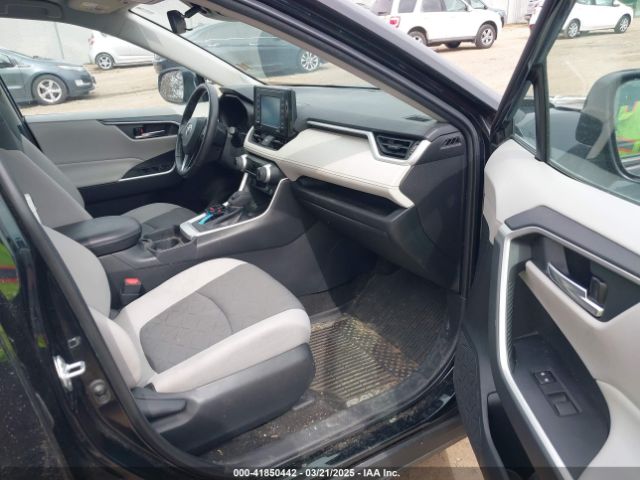 2T3P1RFV8LC061598 Toyota Rav4 Xle
