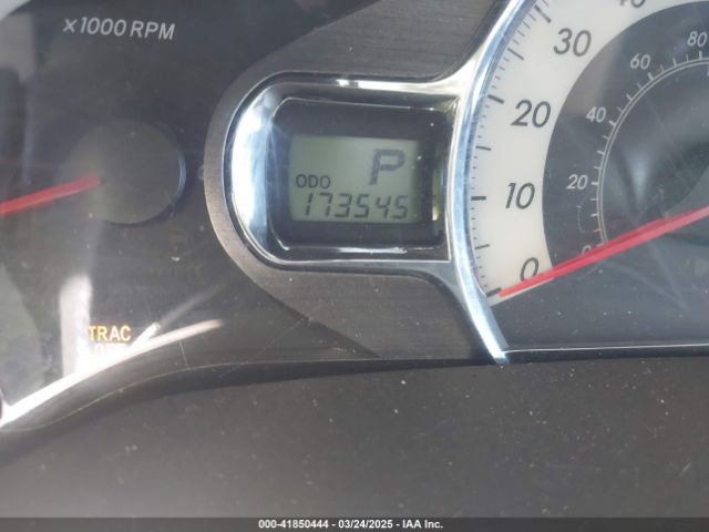5TDXK3DC1ES417081 Toyota Sienna Se 8 Passenger