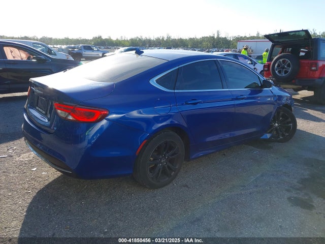 Chrysler 200 Limited 2015 1C3CCCAB5FN729682 Image 4