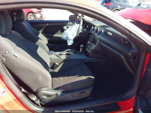 2022 FORD MUSTANG 1FA6P8TH1N5126504 Photo 4