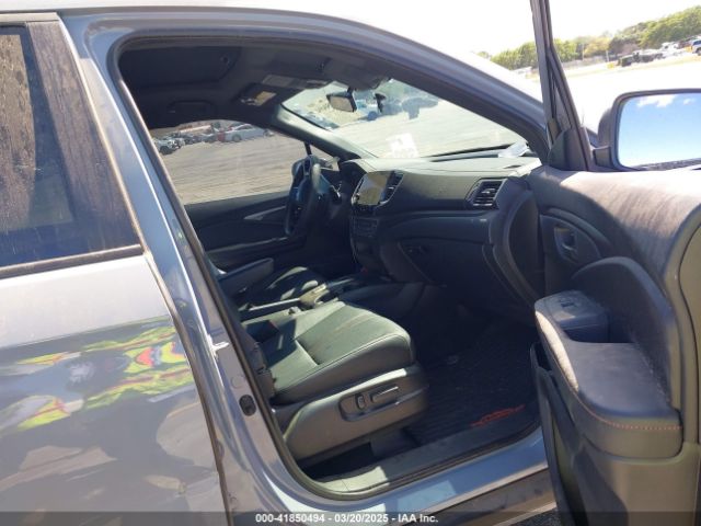 5FNYF6H88NB060695 Honda Pilot Awd Trailsport
