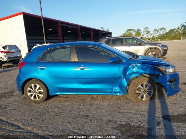 3KPA25AD6NE483733 KIA Rio 5-door S