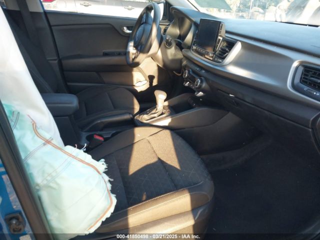 3KPA25AD6NE483733 KIA Rio 5-door S