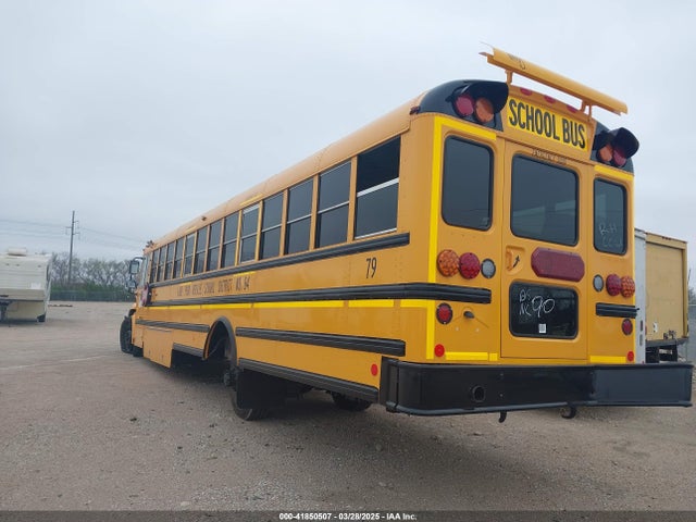 2024 IC CORPORATION 3000 4DRBUC8N0RB814273 Photo 2