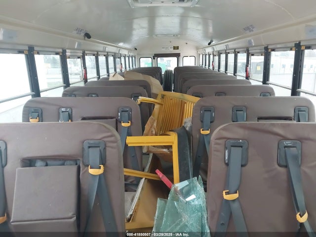 2024 IC CORPORATION 3000 4DRBUC8N0RB814273 Photo 7