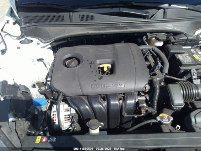 3KPF24AD5PE637982 KIA Forte Lxs