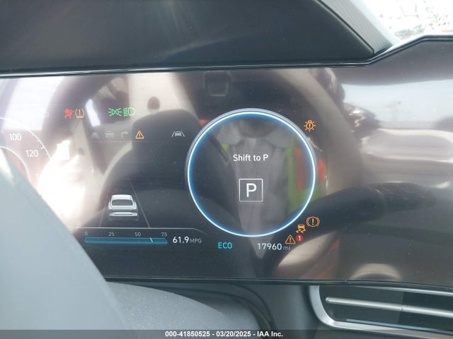 KMHLM4DJ7RU108483 Hyundai Elantra Hybrid Blue