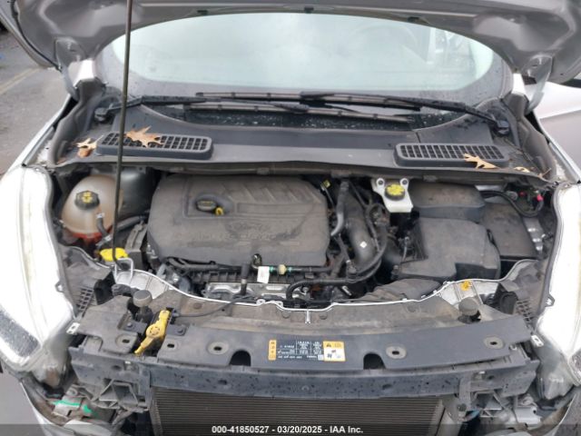 1FMCU9GD0JUA58579 Ford ESCAPE SE