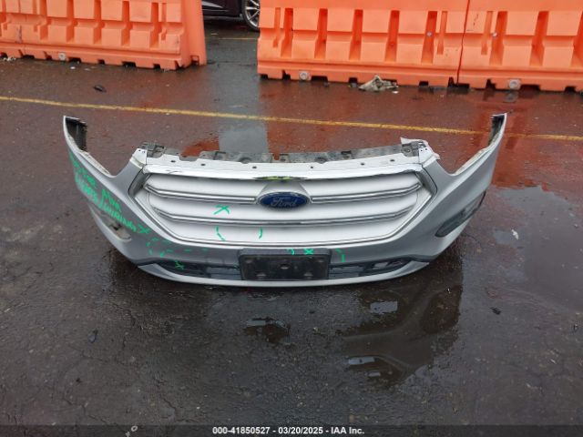 1FMCU9GD0JUA58579 Ford ESCAPE SE