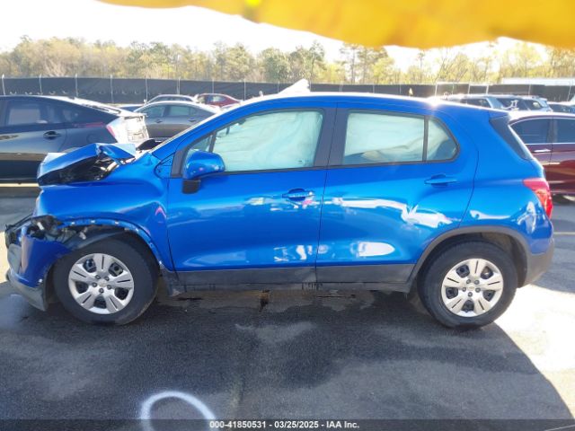 KL7CJKSB1FB246585 Chevrolet Trax 1ls