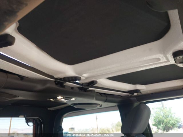 1C4HJXCG3MW526112 Jeep Wrangler Rubicon 4x4