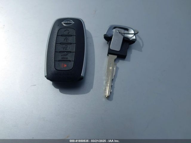 JN8BT3BB9RW449062 Nissan Rogue Sv Intelligent Awd