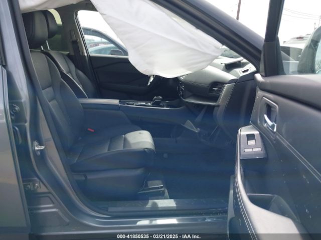 JN8BT3BB9RW449062 Nissan Rogue Sv Intelligent Awd