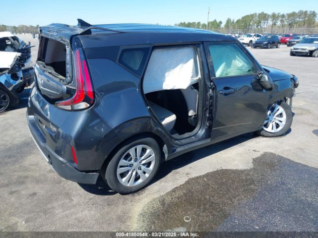 KNDJ23AU6P7878387 KIA SOUL LX